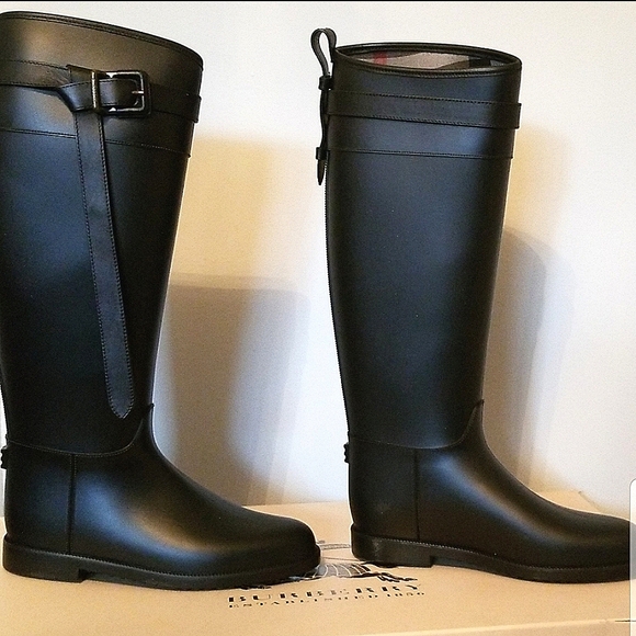 Burberry Rainboots - A:LF Brain R&B - Picture 3 of 7